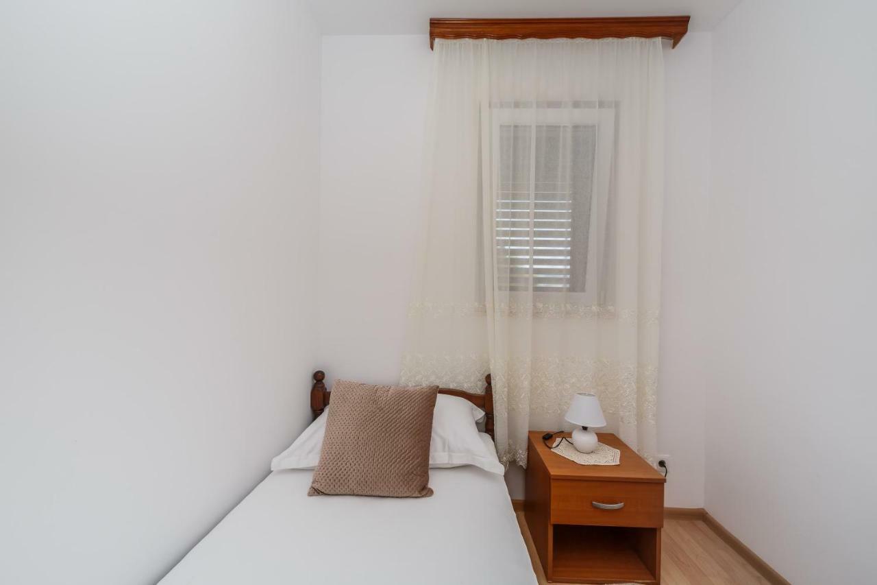 Villa Milena Trogir Exterior photo