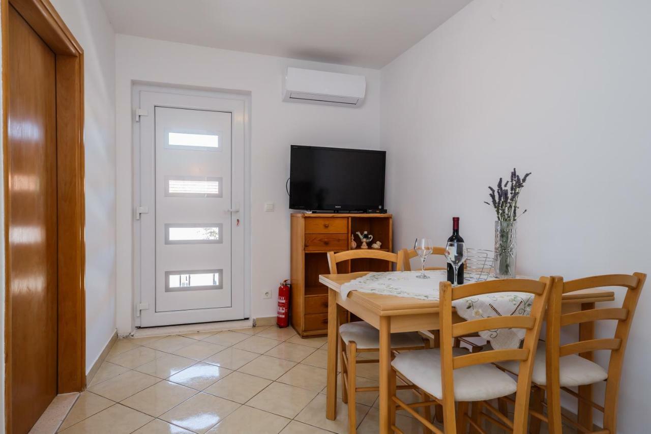 Villa Milena Trogir Exterior photo